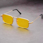 Men's Bold Rectangular Sunglasses in Metal Frame - Image 5