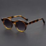 Men's Retro Round Sunglasses - Image 4