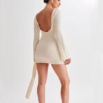Women's Slim Long-Sleeve Cocktail Dress with V-Back - Image 4